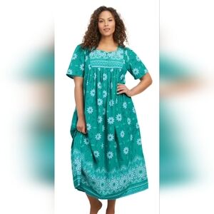 Only Necessities Teal & White Embroidered Cotton Nightgown